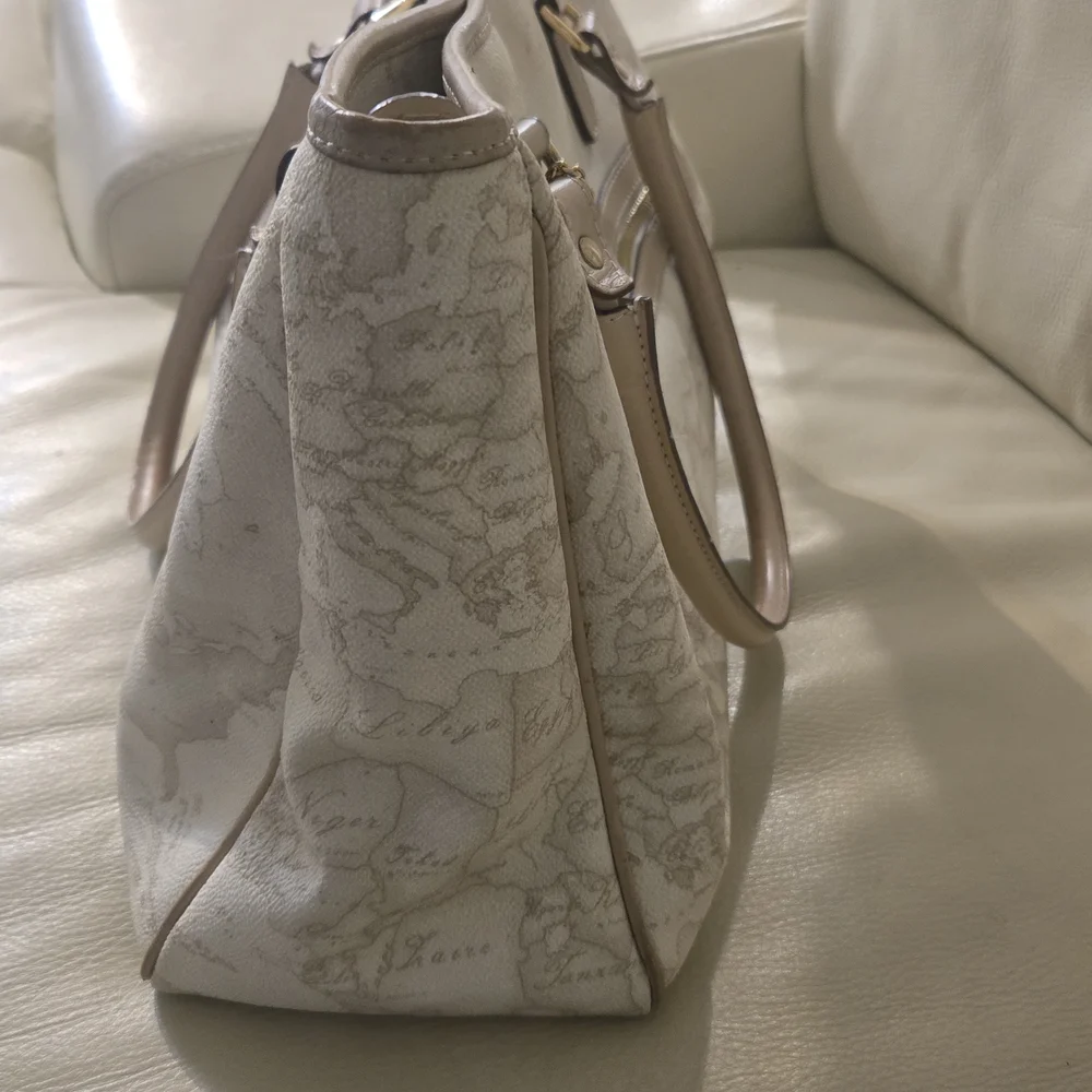 Bag Italy Alviero Martini Elegant Beige Map Print Handbag